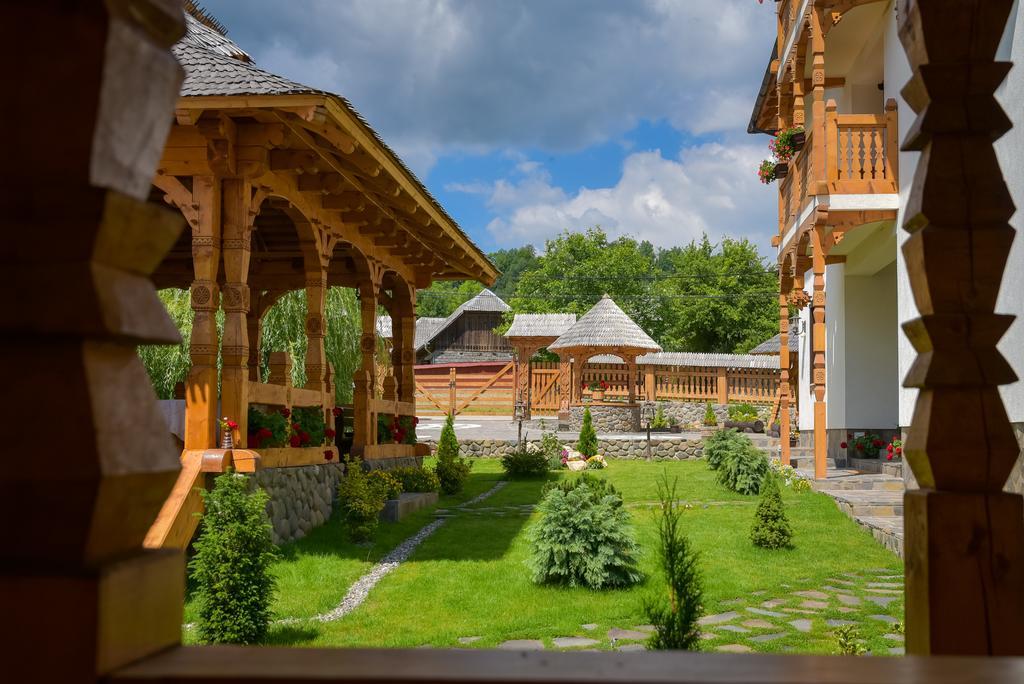 Готель Glodeanca Екстер'єр фото